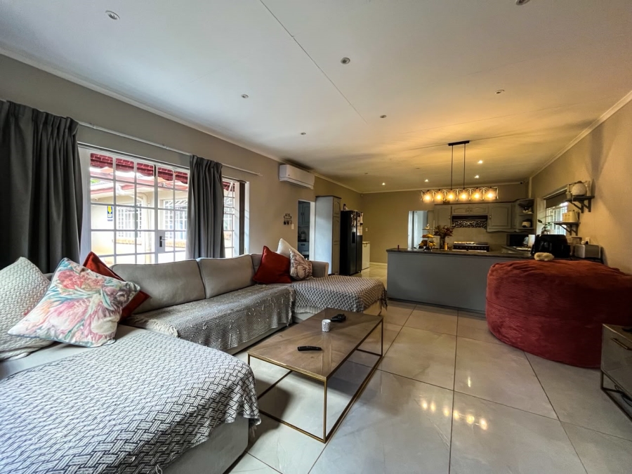 4 Bedroom Property for Sale in Vanes Estate Eastern Cape